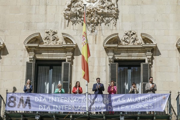 Alicante conmemora otro Día de la Igualdad marcado por la división política