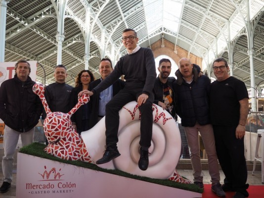 El Mercado de Colón se llena de caracoles customizados por artistas