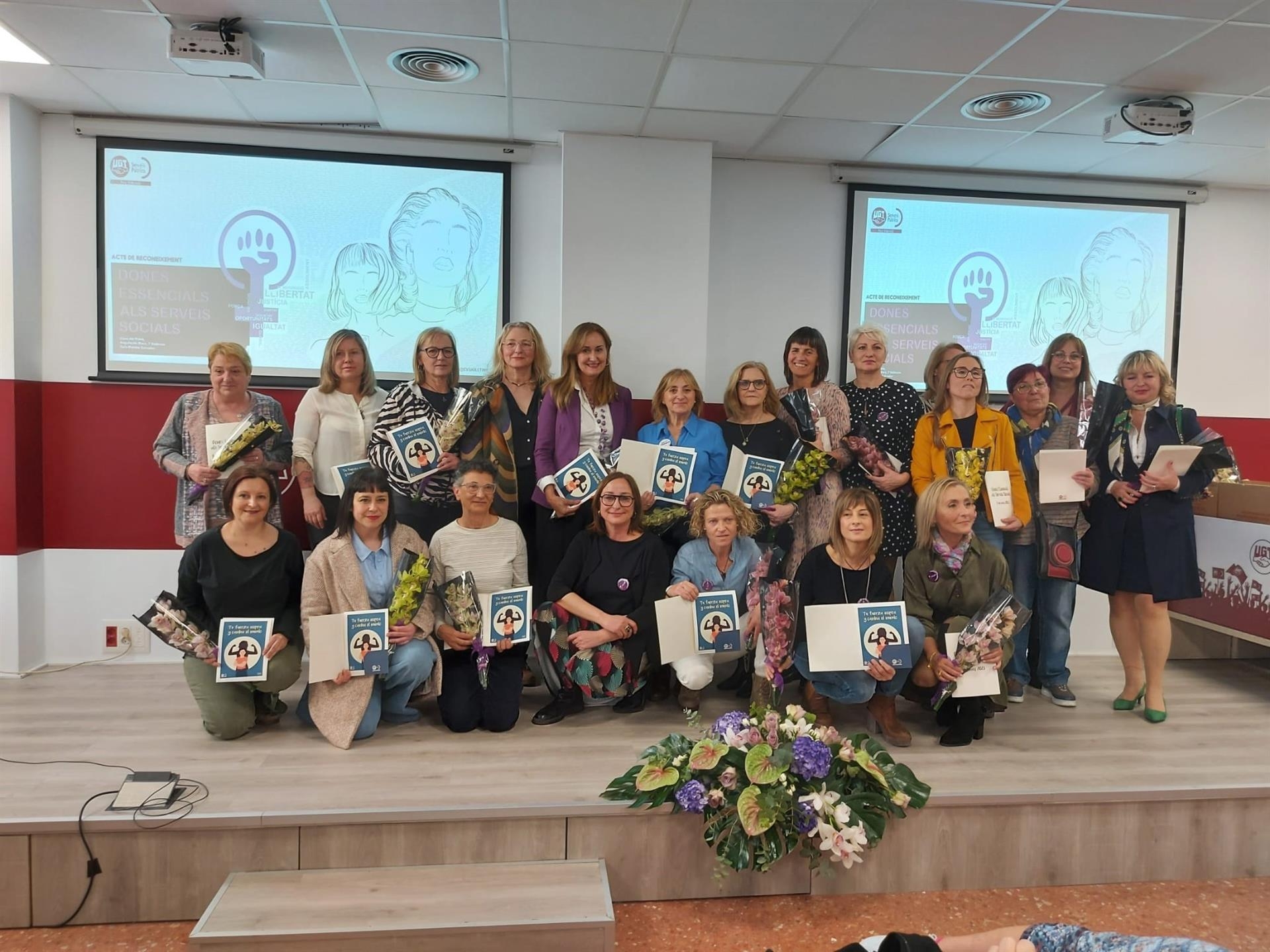 UGT-PV homenajea a las trabajadoras de servicios sociales: 
