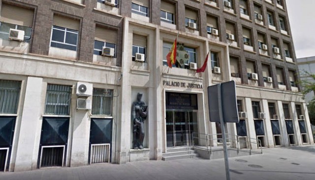 Cárcel para un empresario que dejó a 650 estudiantes, algunos valencianos, sin viaje de estudios a Mallorca