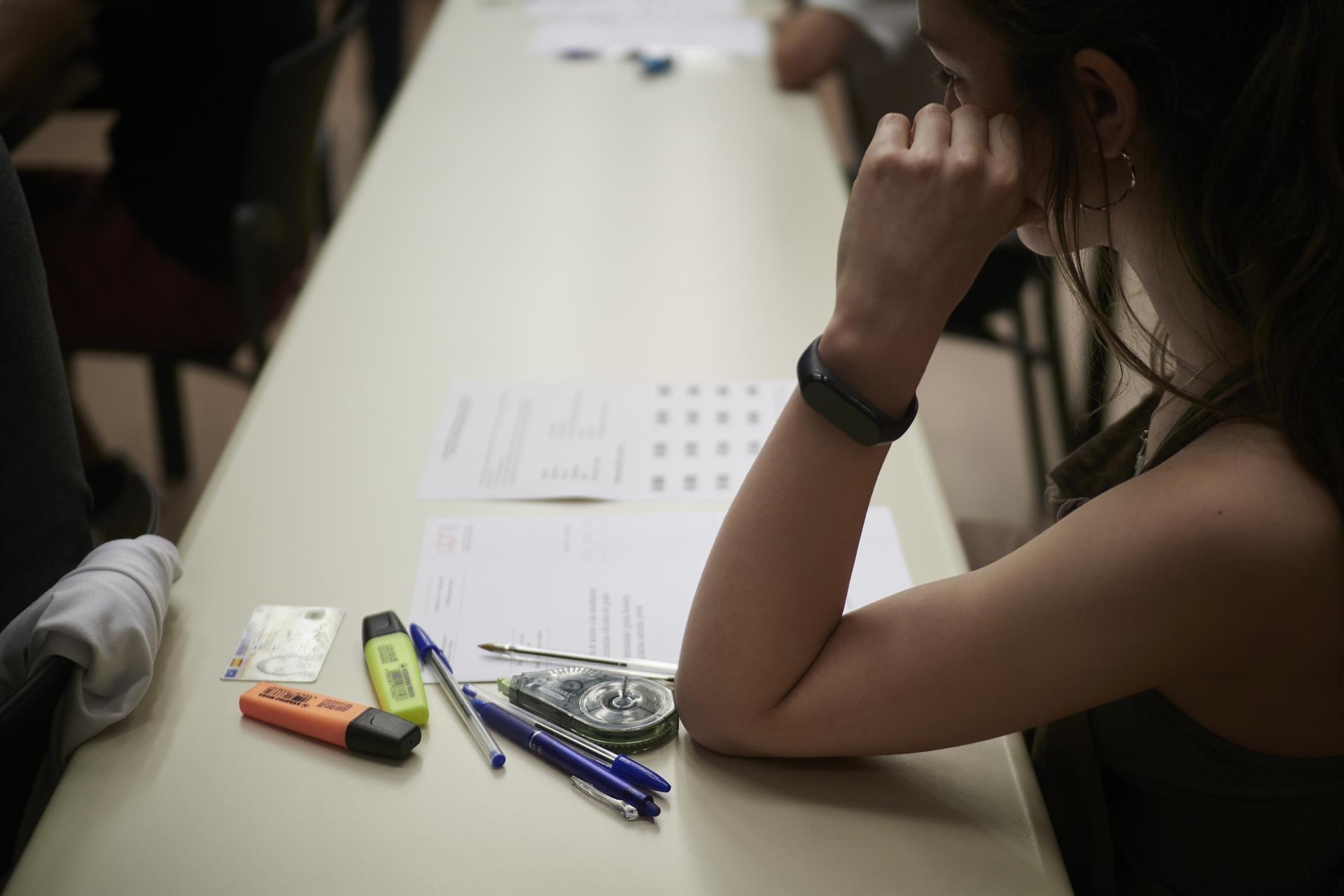 Las mujeres son ya el 56% del alumnado de nuevo ingreso en las universidades valencianas