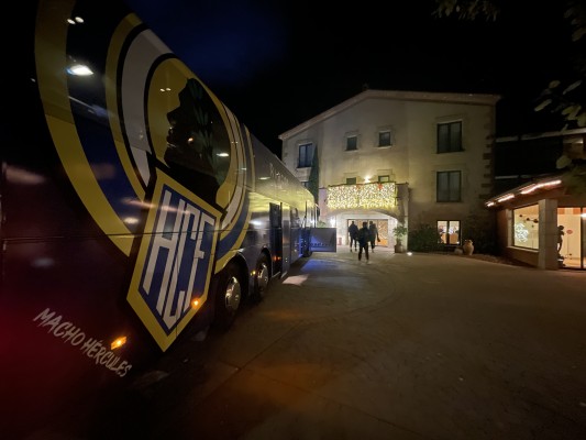 El Hércules entrenará el sábado en la isla de Ibiza, pero no en el escenario del partido ante la Peña