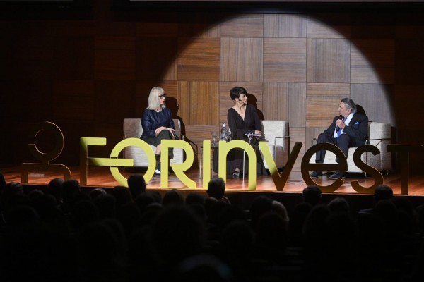 La Noche de las Finanzas prende la llama de Forinvest 2023 abordando la geoestrategia