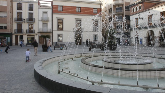 
L'Ajuntament de Nules ofereix un servei especial d'autobús fins a Castelló per a la Magdalena