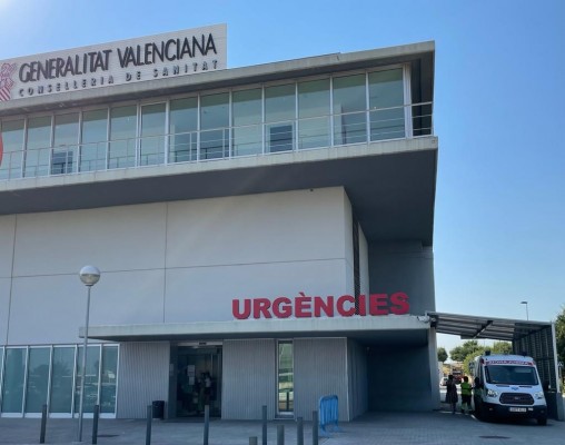 CSIF alerta de saturación de urgencias en el hospital de Gandia, con 11 pacientes sin cama en planta