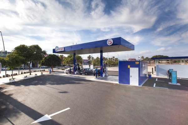 Una de cada cinco estaciones de servicio en Castellón ya es automática