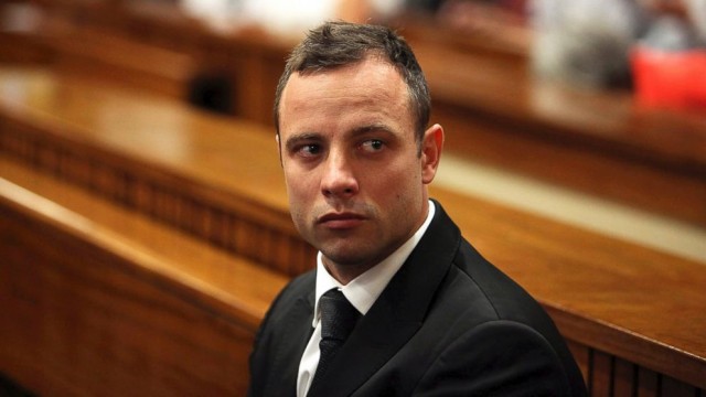 La Fiscalía pide condenar a Pistorius por asesinato y elevar su pena a 15 años