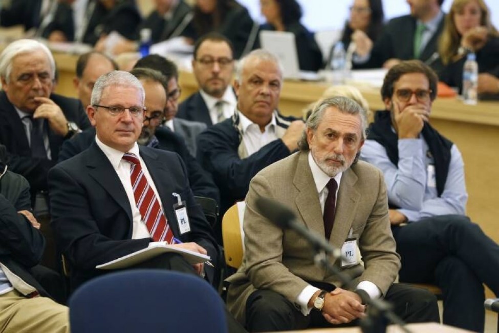 El líder de la trama 'Gürtel', Francisco Correa (d), y su número dos, Pablo Crespo (i). Foto: EUROPA PRESS - 