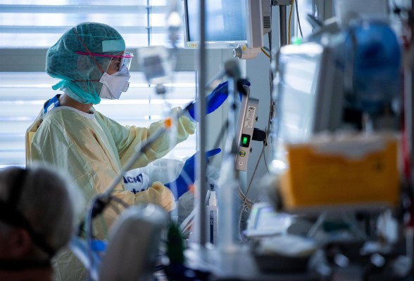 La terapia anticoagulante a dosis altas mejora la supervivencia en hospitalizados por covid-19
