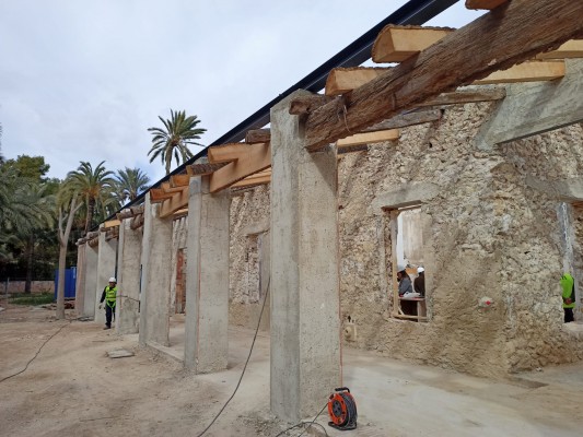 La casa del Hort de    Pontos de Elche estará lista en junio: tendrá uso turístico y se recuperará el riego tradicional