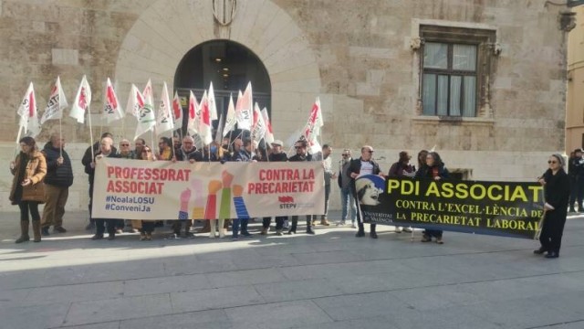 Suspenden por sexta vez el juicio por la demanda del profesorado asociado de la UV