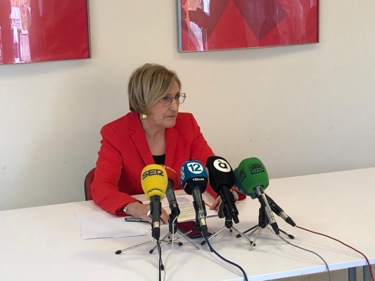 Barceló cierra una lista renovadora con dos independientes y 4 ediles para gobernar Alicante 