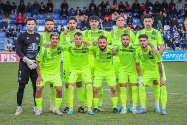 Burlamaqui cae de pie en el CF Intercity