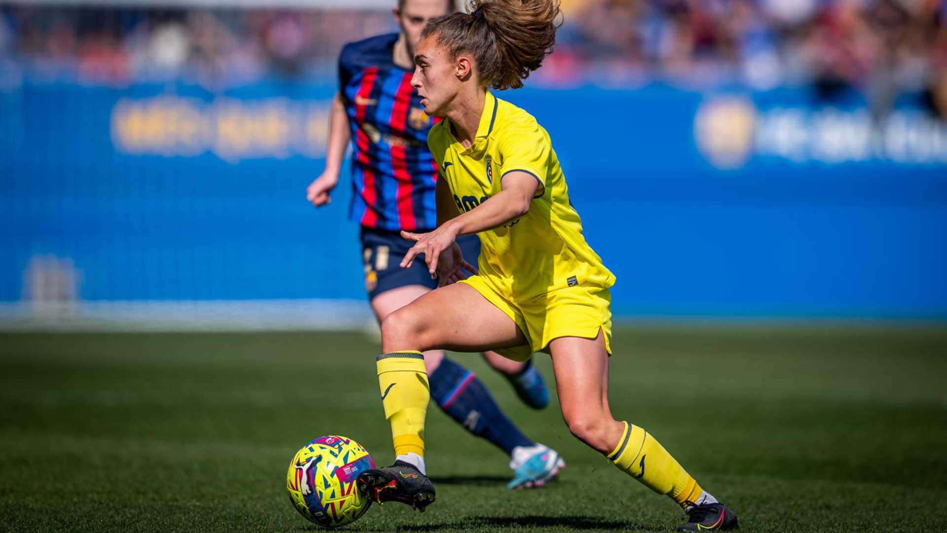 El Villarreal Femenino cae ante un imbatible Barcelona