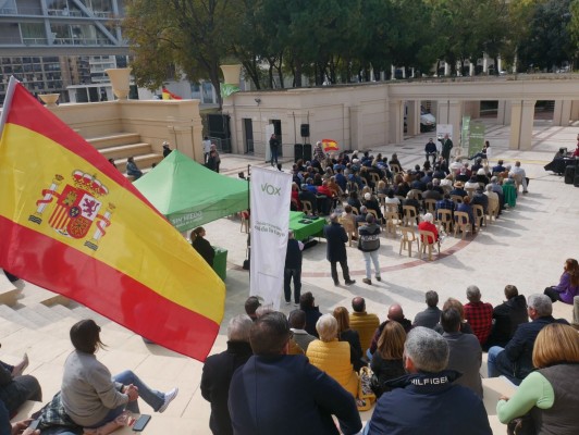 Vox celebra en Benidorm el primer acto 'Cuida lo tuyo' en la provincia de Alicante