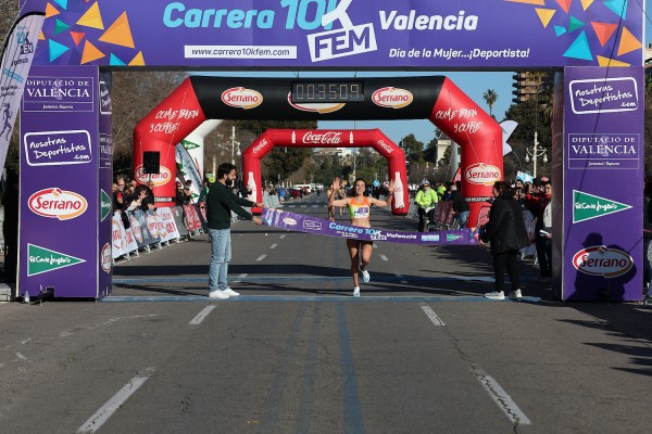 Cristina Juan se proclama campeona de la 9ª Carrera 10KFem
