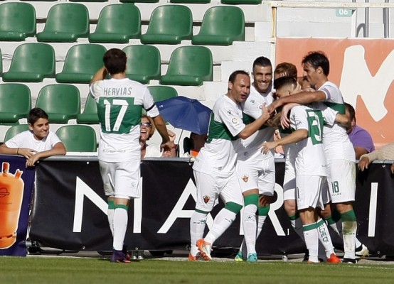 El Elche vuelve a dejar su portería a cero ocho partidos después