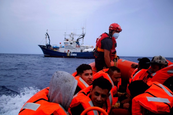 El Aita Mari, rumbo a Vinaròs para terminar su novena misión tras rescatar a 71 personas