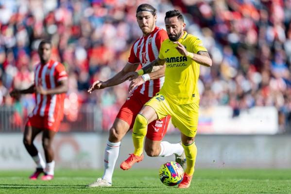Gerard y Morales deciden en el tramo final un merecido triunfo del Villarreal en Almería