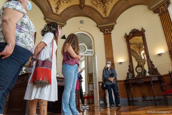 CCOO exige al Ayuntamiento que rompa la licitación que tiene con la empresa Ekipo Medios por incumplimiento del contrato