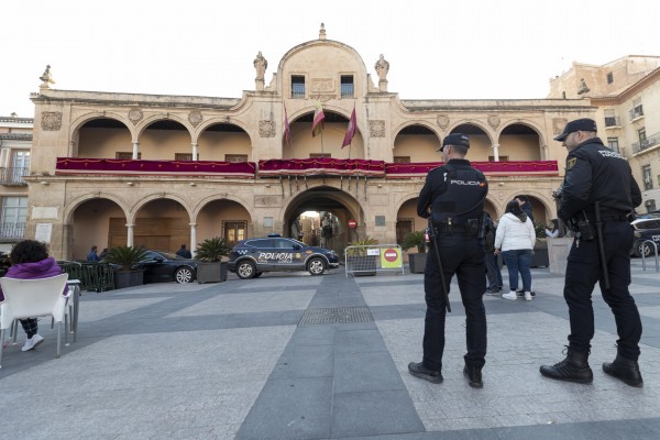 El vicealcalde Morales se atrinchera en su despacho del Ayuntamiento de Lorca tras conocer su cese 