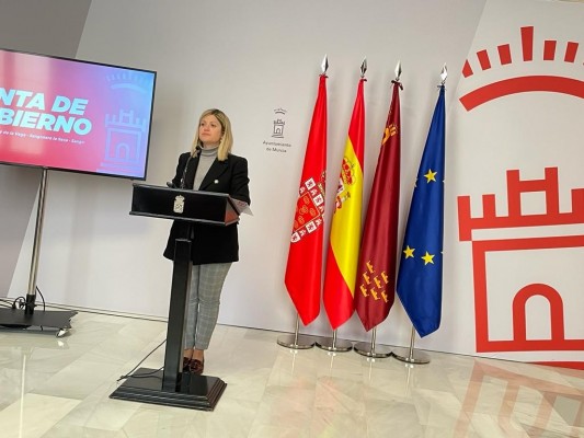El Servicio de Ayuda a Domicilio de Murcia ampliará la cobertura en 31.200 horas anuales