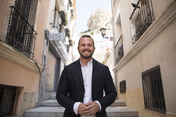 Compromís plantea declarar el Casco Antiguo de Alicante Zona Acústicamente Saturada