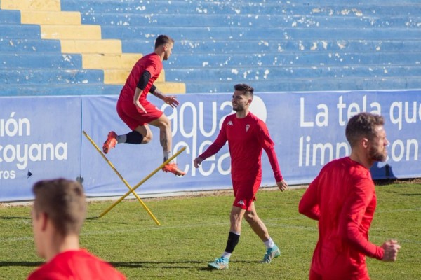 El Alcoyano no sabe lo que es ganar un derbi provincial con el Intercity
