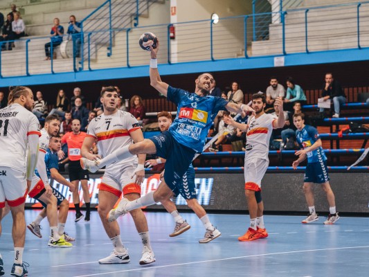 Iker Serrano anuncia su retirada al final de la temporada
