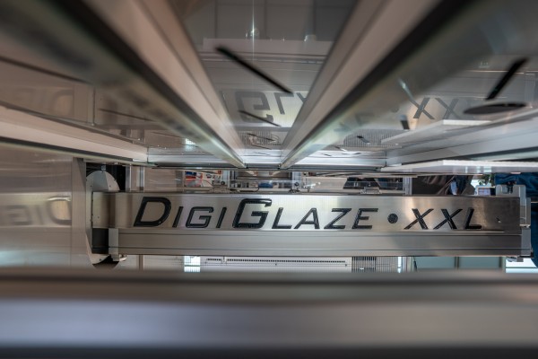 System Ceramics presenta Digiglaze, la tecnología patentada para el futuro de las líneas de esmaltado