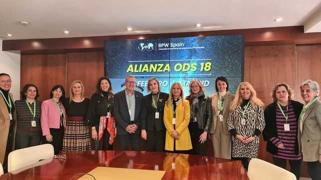 Networking Directivas Castellón firma un pacto para 'salvar el cielo'