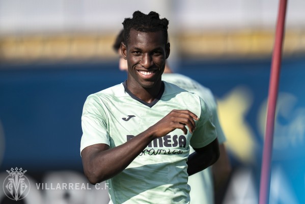 Nico Jackson se suma al trabajo de grupo y apura su regreso