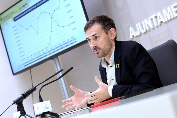 Campillo espera que en el primer semestre de 2023 se pueda formalizar el nuevo contrato de limpieza