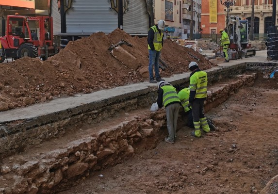 Aparecen restos arqueológicos del siglo XVIII en la Paz: Castelló evalúa la importancia del hallazgo