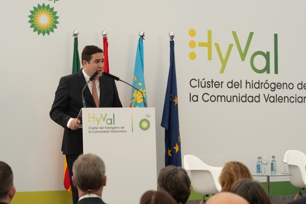 El plan de hidrógeno verde de BP en Castellón: 2.000 millones de inversión y 31.000 toneladas en 2027 