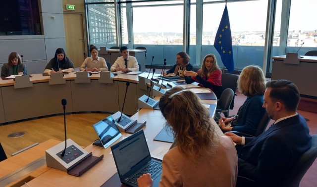 La Generalitat pide a Bruselas que acabe con el 'dumping' fitosanitario en agricultura
