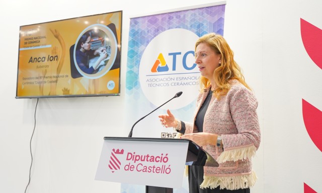 Marco destaca la riqueza artística y patrimonial de la cerámica de Castelló en la feria Cevisama
