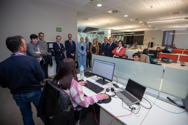 La empresa DXC Technology inaugura su Centro Avanzado de Ingeniería de Software en Alicante