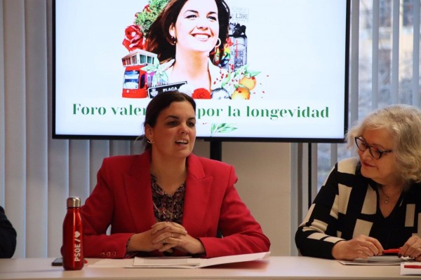 Gómez impulsa el primer Foro de la Longevidad para fomentar el talento de las personas mayores