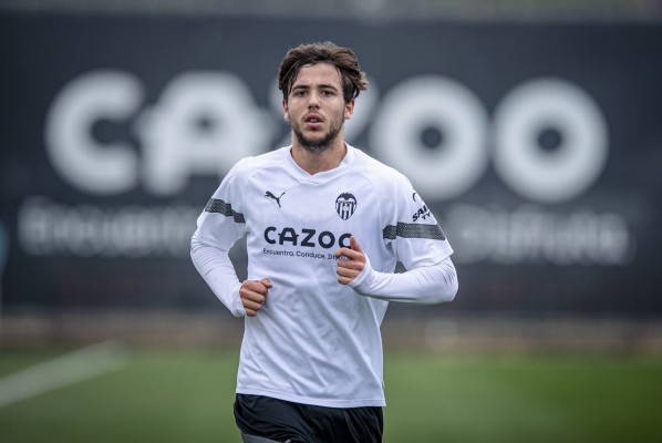 Nico se suma al grupo y acorta plazos