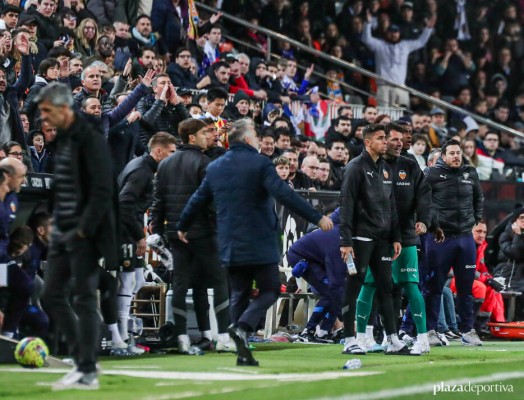 Las pruebas confirman una lesión muscular de Gabriel Paulista
