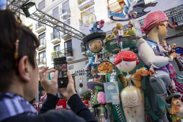 Cevisama dispara la ocupación hotelera de València al 90% y los días de Fallas llegarán al 95% 