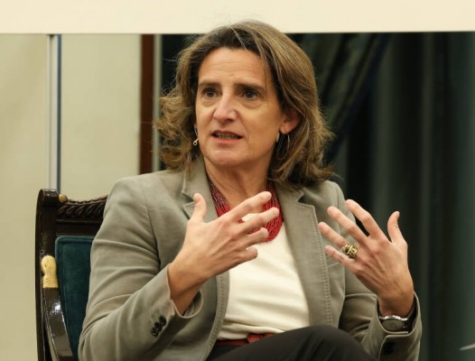 Ribera insta a reformar el mercado eléctrico no más tarde de principios de 2024
