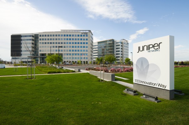 La multinacional Juniper elige la UA para su primer seminario académico en España
