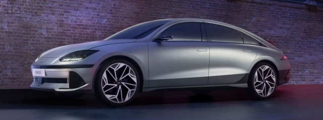 El nuevo Hyundai IONIQ 6 nombrado 'Berlina del Año' en los premios GQ del automóvil 2023
