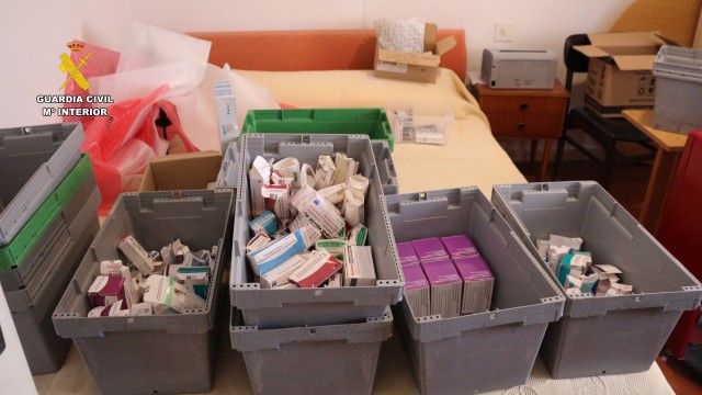 Detenida una farmacéutica por fraude al clonar tarjetas sanitarias y simular dispensar medicamentos