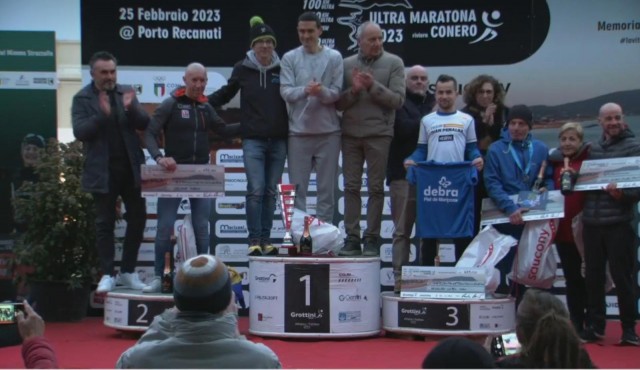 Iván Penalba inicia la temporada con un podio en los 100 kilómetros de Porto Racanati