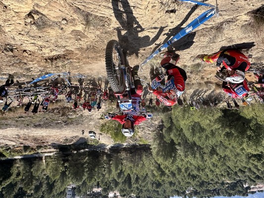 Laia Pi y Pau Martínez ganan en la apertura del Nacional de Trial en La Nucía