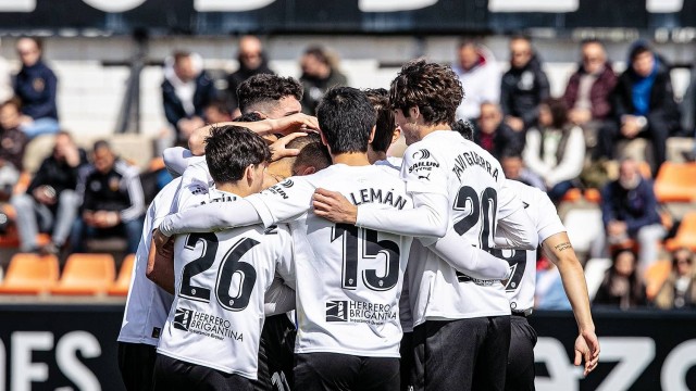 El VCF Mestalla se reencuentra con la victoria en el Antonio Puchades tras vencer a la UD Alzira