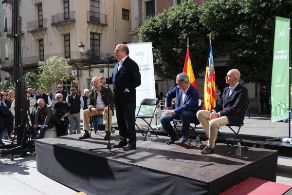 Gil Lázaro, sobre la moción de censura: 